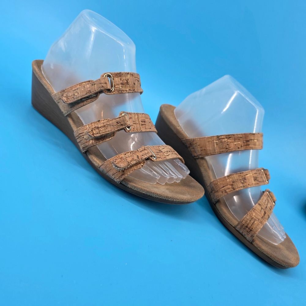 Vionic Dwyn‎ Cork Wedge Sandals Tan Orthaheel Adjustable Straps 381DWYN Size 9